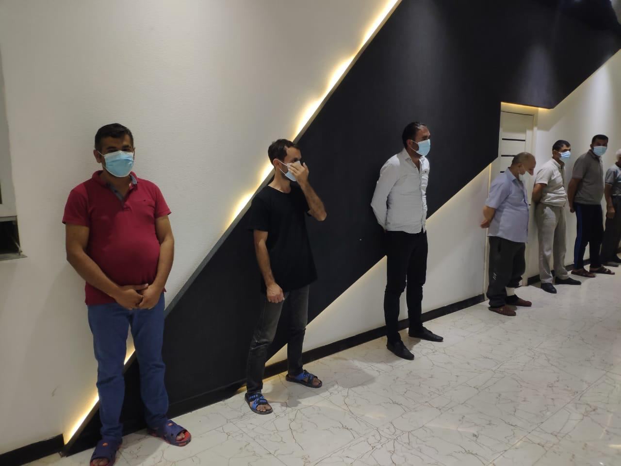 Sabunçuda restoran və kafelərdə karantini pozan 37 nəfər polis bölməsinə gətirilib (FOTO) - Gallery Image