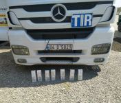 Yük avtomobillərində qanunsuz siqaret, dərman aşkarlandı (FOTO) - Gallery Thumbnail