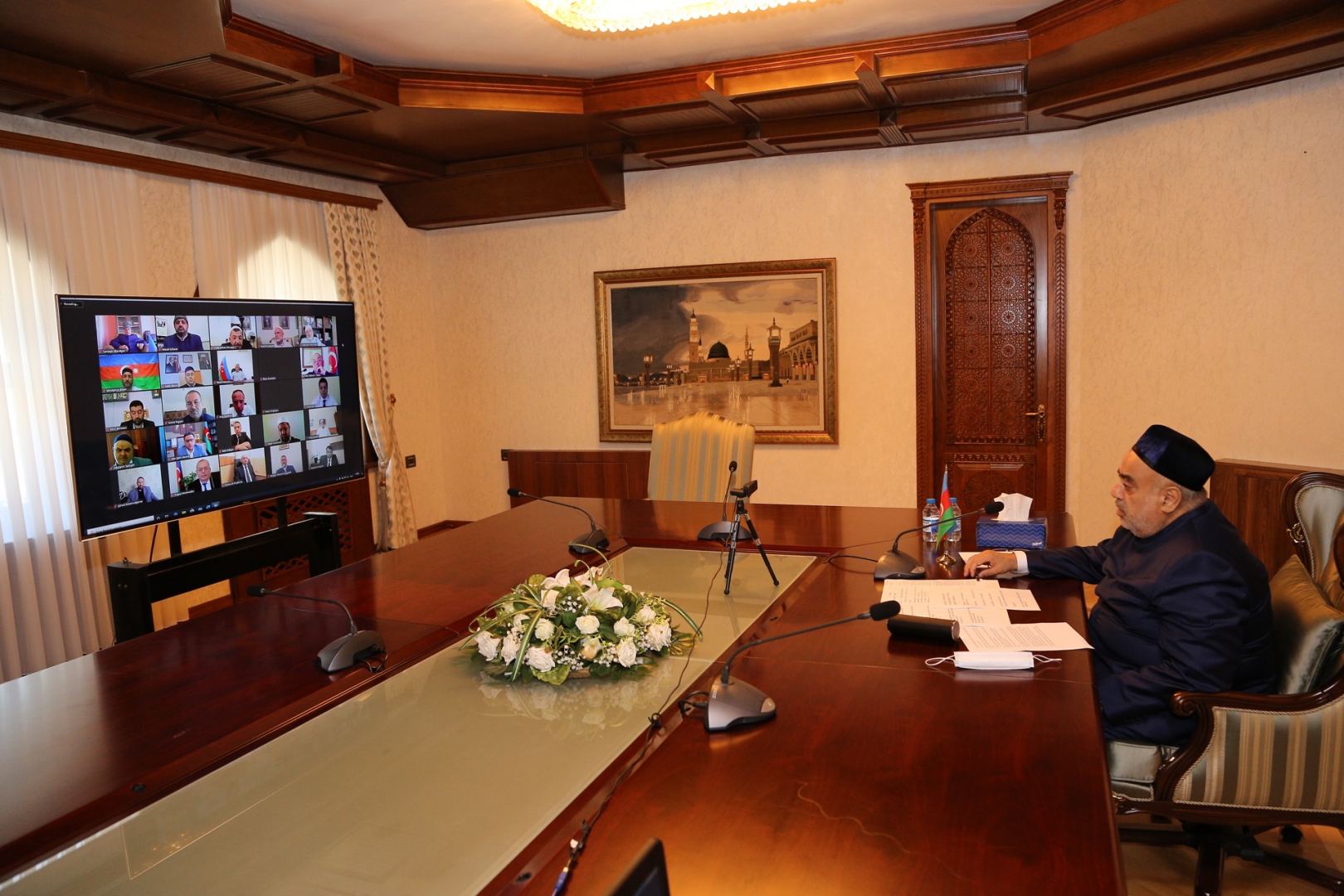 QMİ koronavirusla bağlı videokonfrans formatında görüş keçirib (FOTO) - Gallery Image