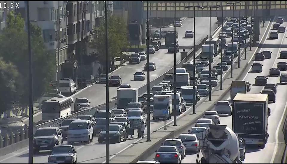 Bu küçə və prospektlərdə sıxlıq var - avtobuslar gecikir (FOTO) - Gallery Image