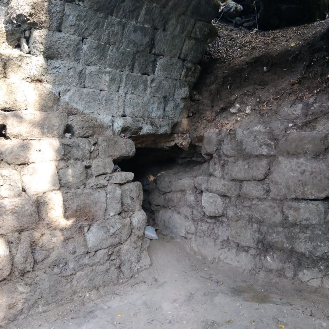 Şirvanşahların sonuncu iqamətgahı olan Buğurt qalasında tədqiqatlara başlanılıb (FOTO) - Gallery Image