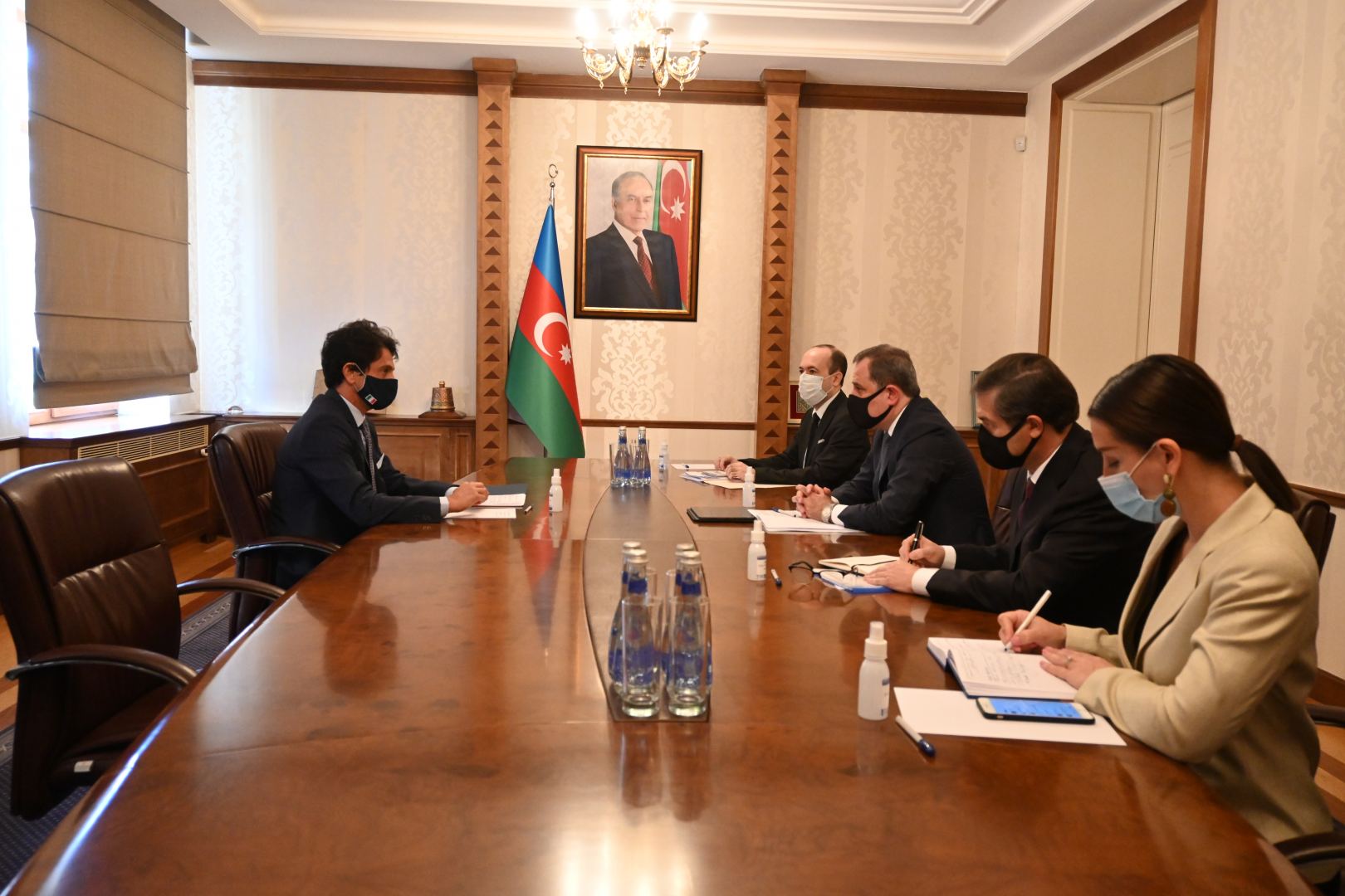Ceyhun Bayramov və İtaliyanın Azərbaycandakı səfiri arasında görüş keçirilib (FOTO) - Gallery Image
