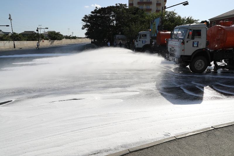 Bakıda 552 küçə dezinfeksiya edilib (FOTO) - Gallery Image