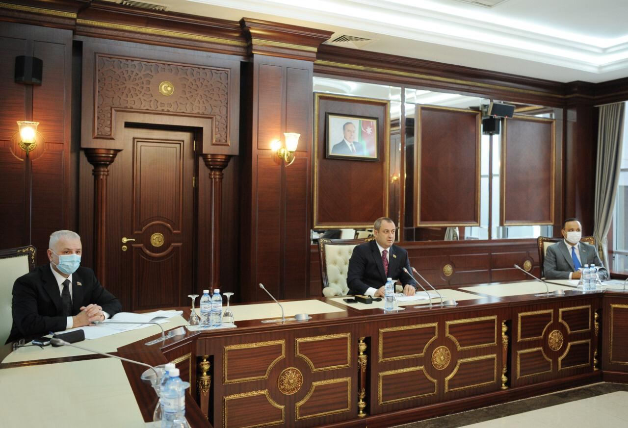 Milli Məclisin Gənclər və idman komitəsinin iclası keçirilib (FOTO) - Gallery Image