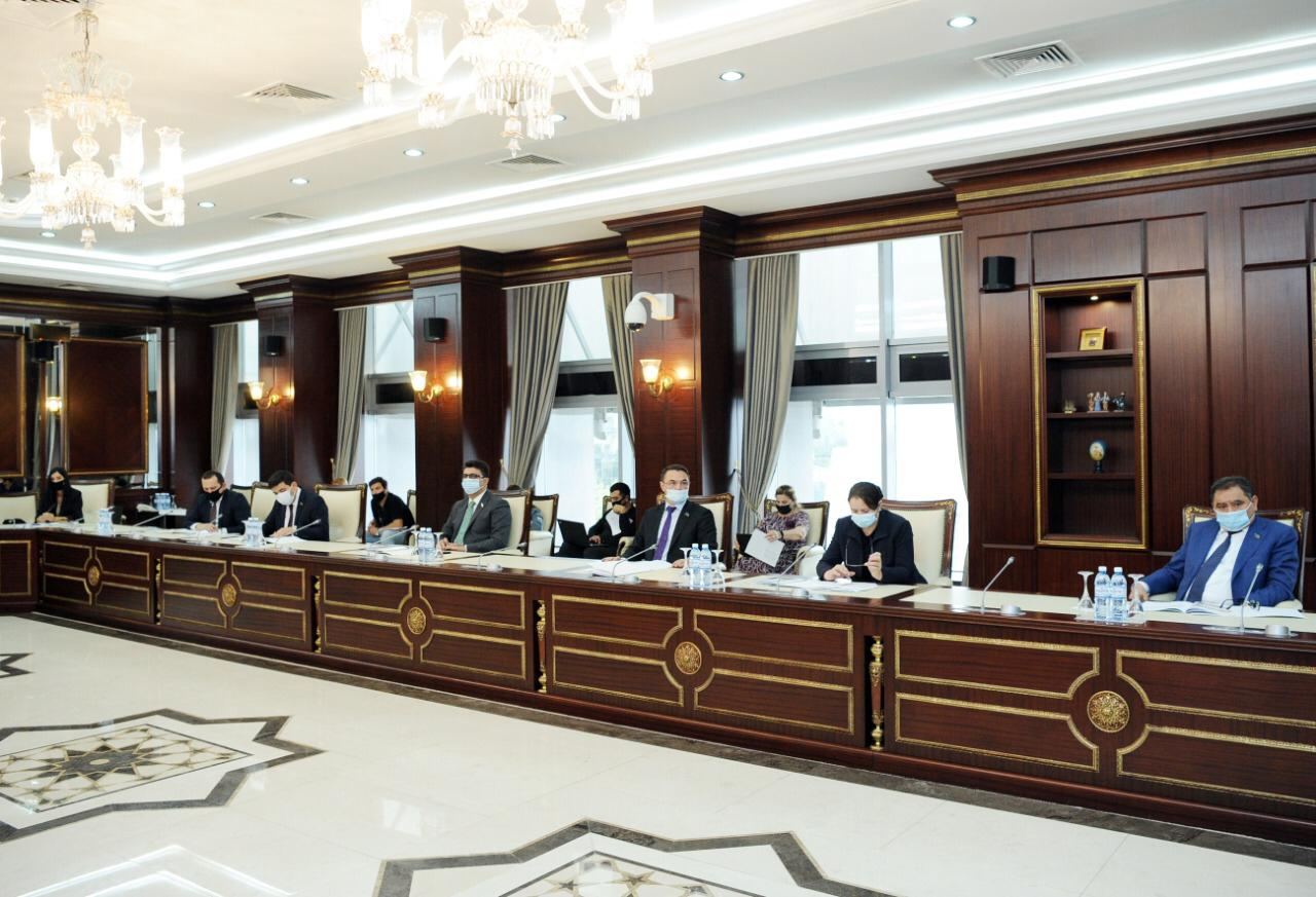 Milli Məclisin Gənclər və idman komitəsinin iclası keçirilib (FOTO) - Gallery Image