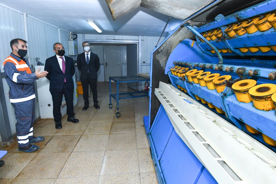 İqtisadiyyat naziri Mikayıl Cabbarov “Daşkəsən” dəmir filizi və “Çovdar” qızıl yataqları ilə tanış olub (FOTO) - Gallery Image