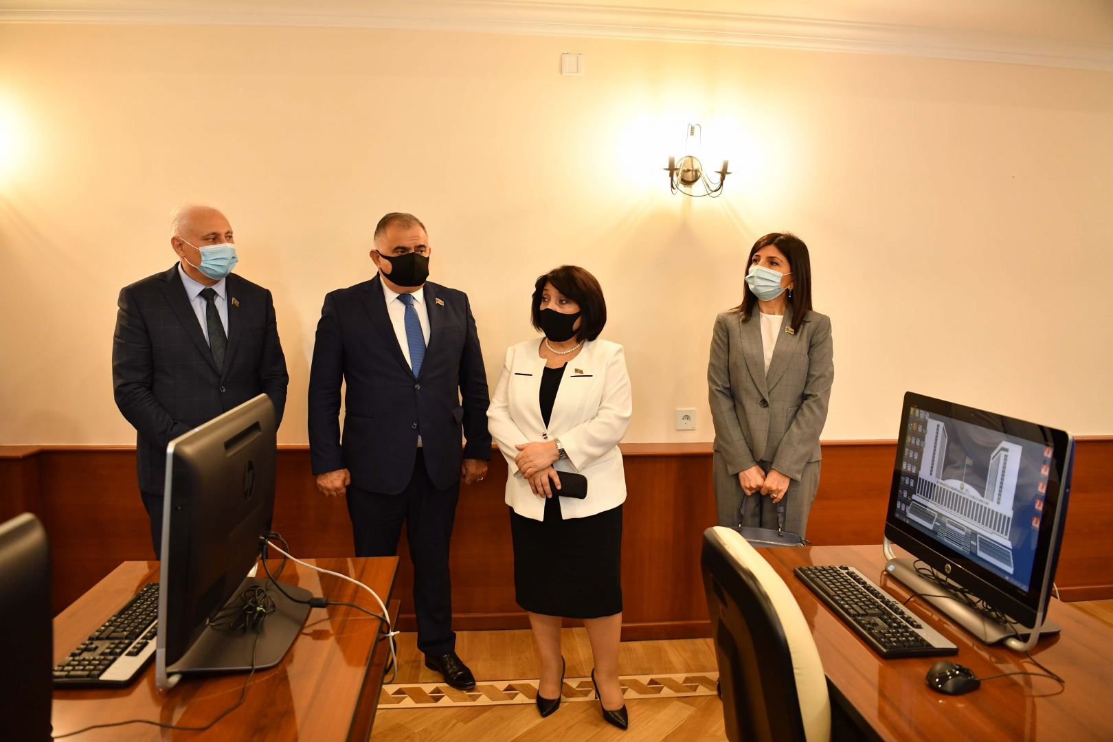 Milli Məclisin sədri brifinq keçirib (FOTO) - Gallery Image