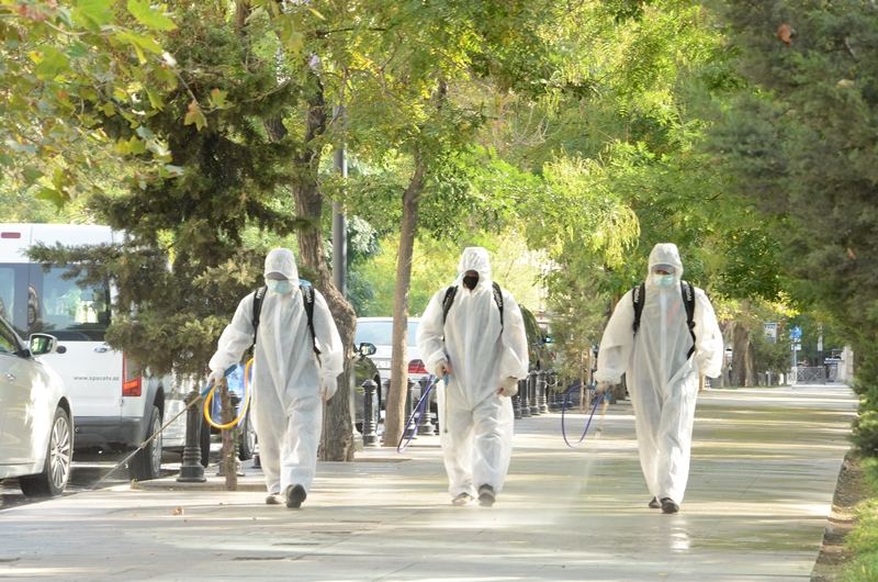 Bakıda növbəti dezinfeksiya işləri aparılıb (FOTO) - Gallery Image