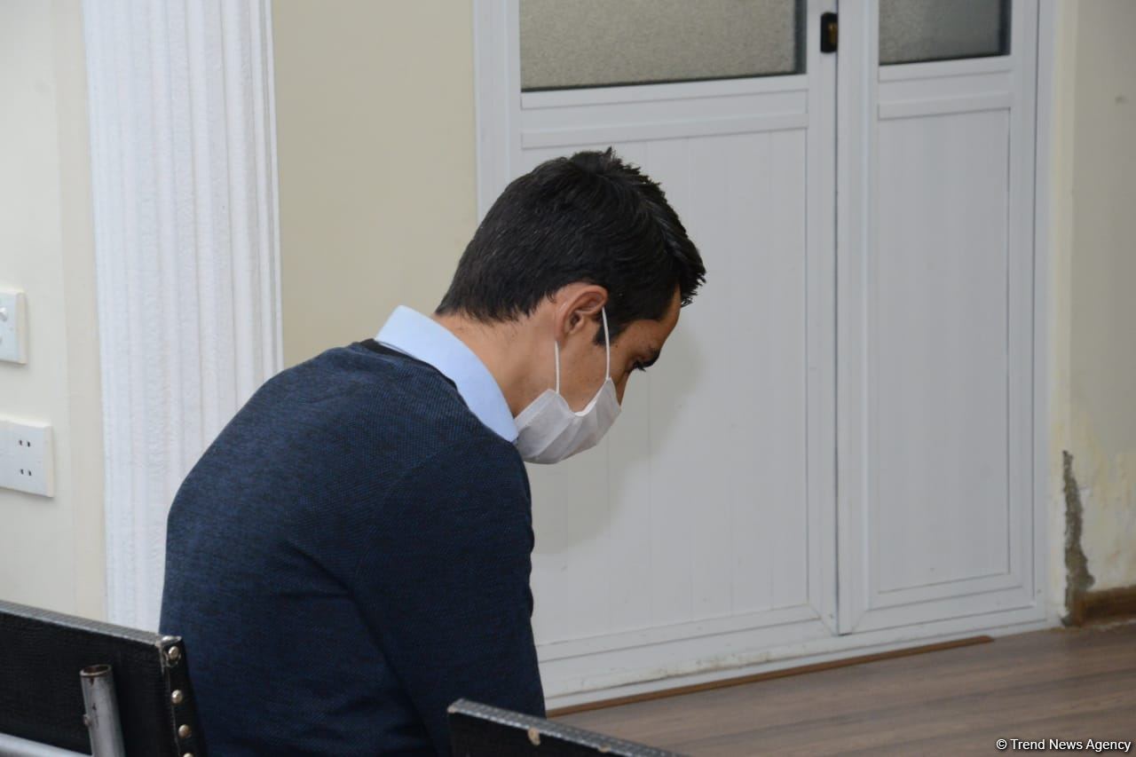 Əsir düşmüş erməni adventis Bakıda kilsədə dua edib (FOTO) - Gallery Image