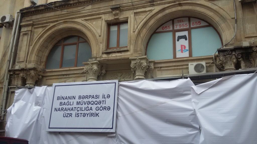 Bakıda tarixi abidəyə müdaxilənin qarşısı alınıb (FOTO) - Gallery Image