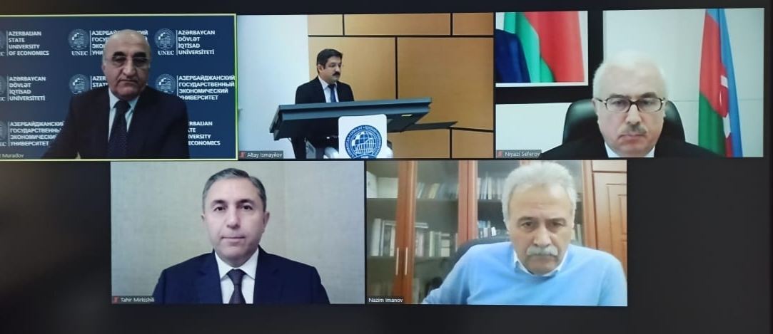 UNEC-də Qarabağ iqtisadiyyatının gələcək inkşafı ilə bağlı müzakirələr keçirilib (FOTO) - Gallery Image
