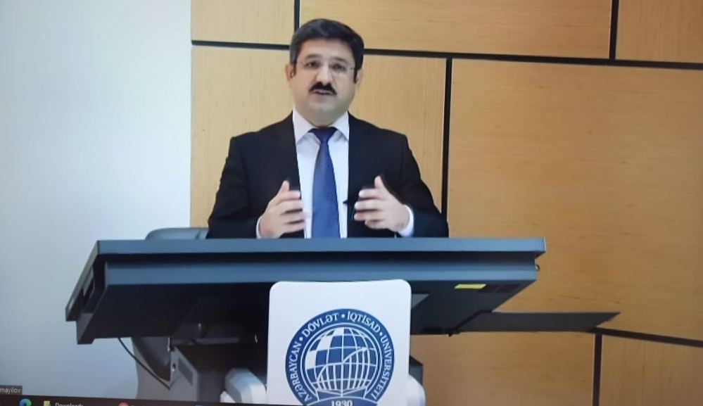 UNEC-də Qarabağ iqtisadiyyatının gələcək inkşafı ilə bağlı müzakirələr keçirilib (FOTO) - Gallery Image