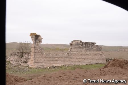 Füzulidə bir dənə də salamat bina qalmayıb (FOTO) - Gallery Image