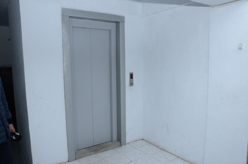 Bakıya yeni liftlər gətirilib (FOTO) - Gallery Image