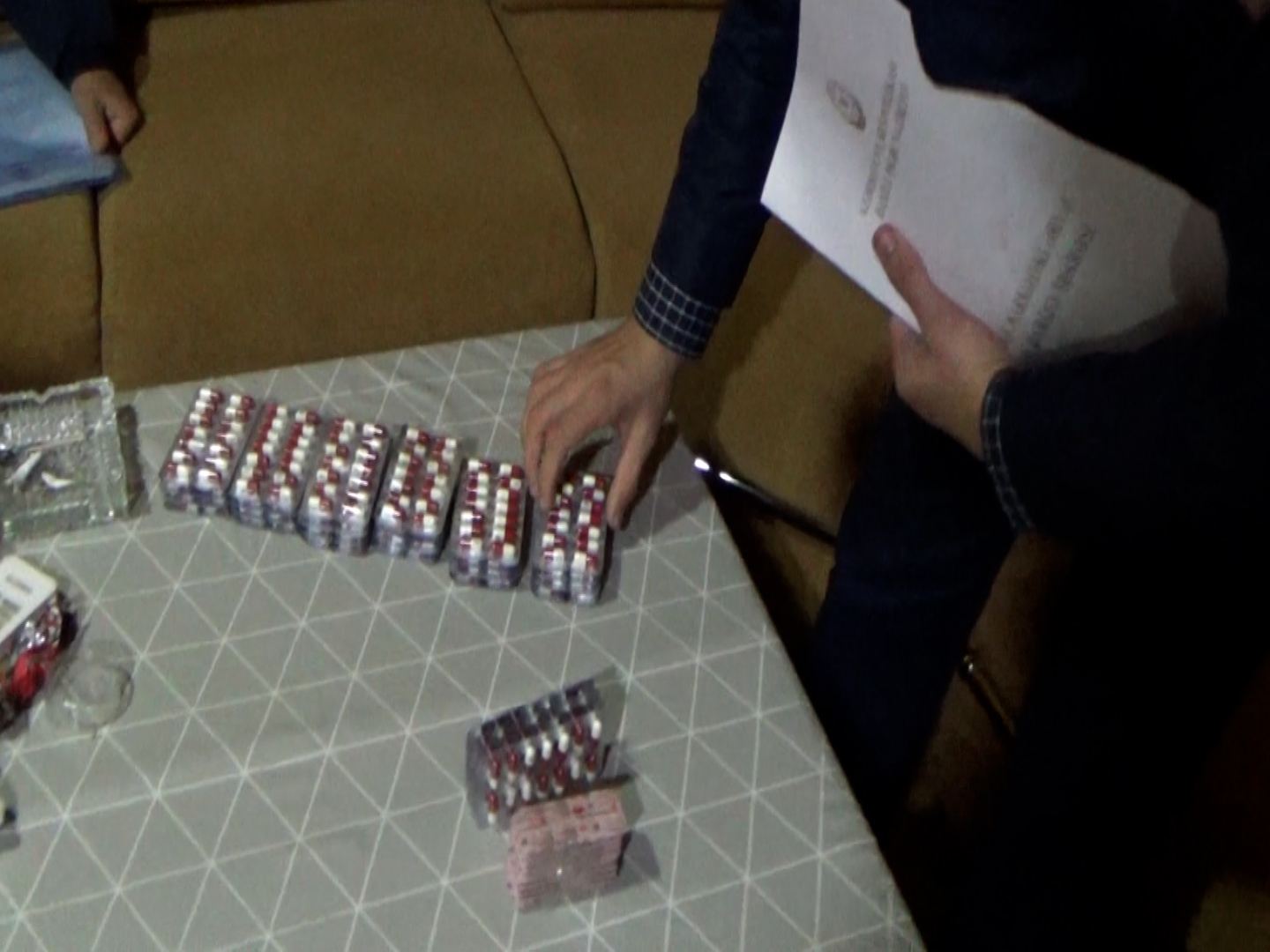 8 kiloqrama yaxın heroin ələ keçirildi (FOTO/VİDEO) - Gallery Image
