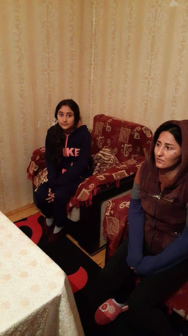 Nazirlik Vətən müharibəsi iştirakçısının ailəsini himayəyə götürdü (FOTO) - Gallery Image