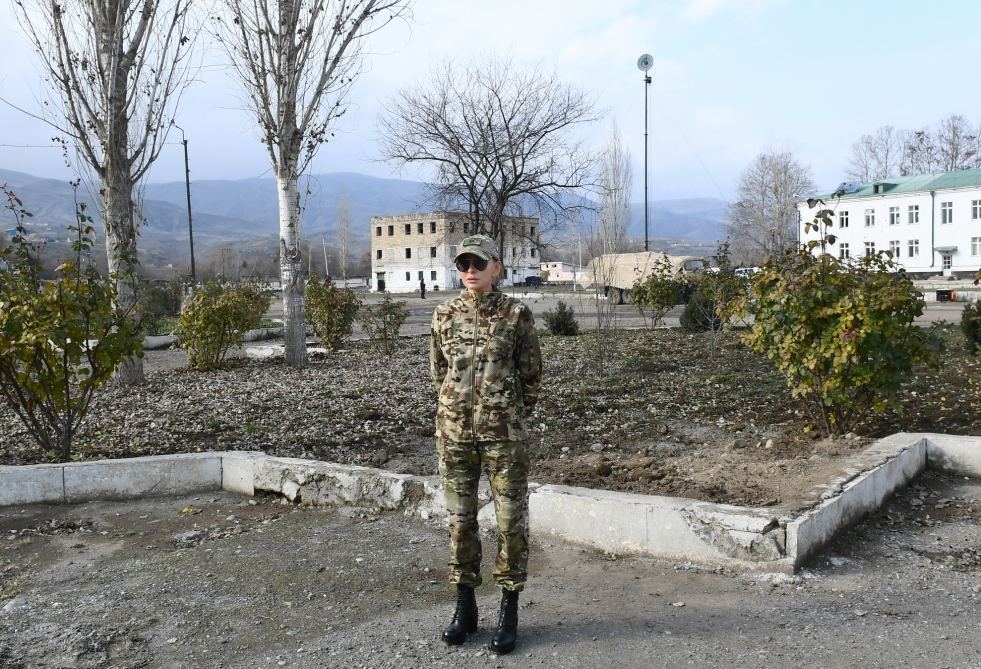 Prezident İlham Əliyev və birinci xanım Mehriban Əliyeva Qubadlı və Zəngilan rayonlarında olublar (FOTO/VİDEO) - Gallery Image