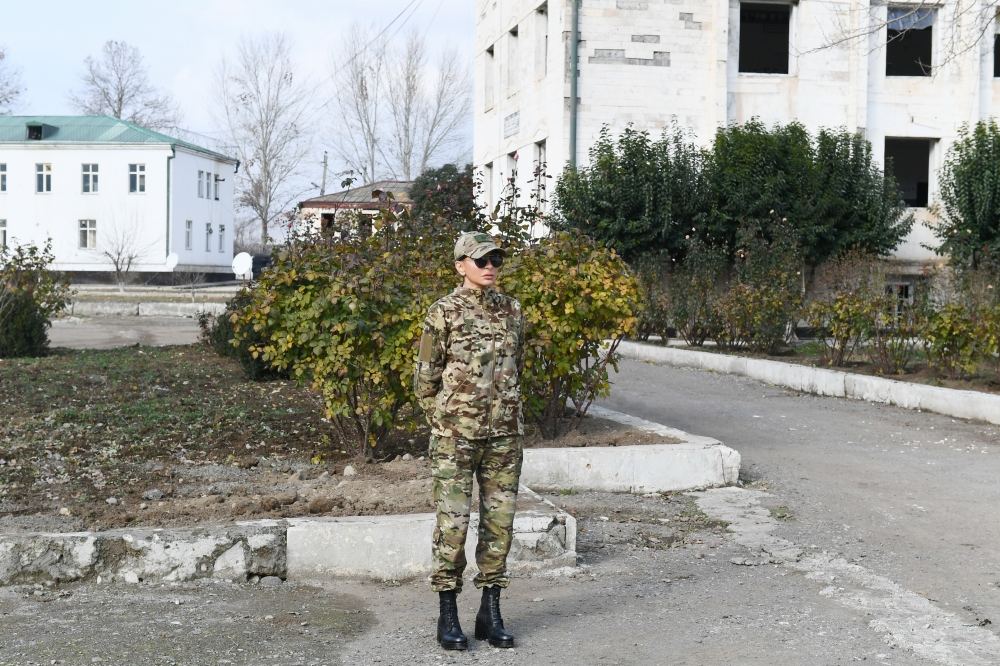 Prezident İlham Əliyev və birinci xanım Mehriban Əliyeva Qubadlı və Zəngilan rayonlarında olublar (FOTO/VİDEO) - Gallery Image