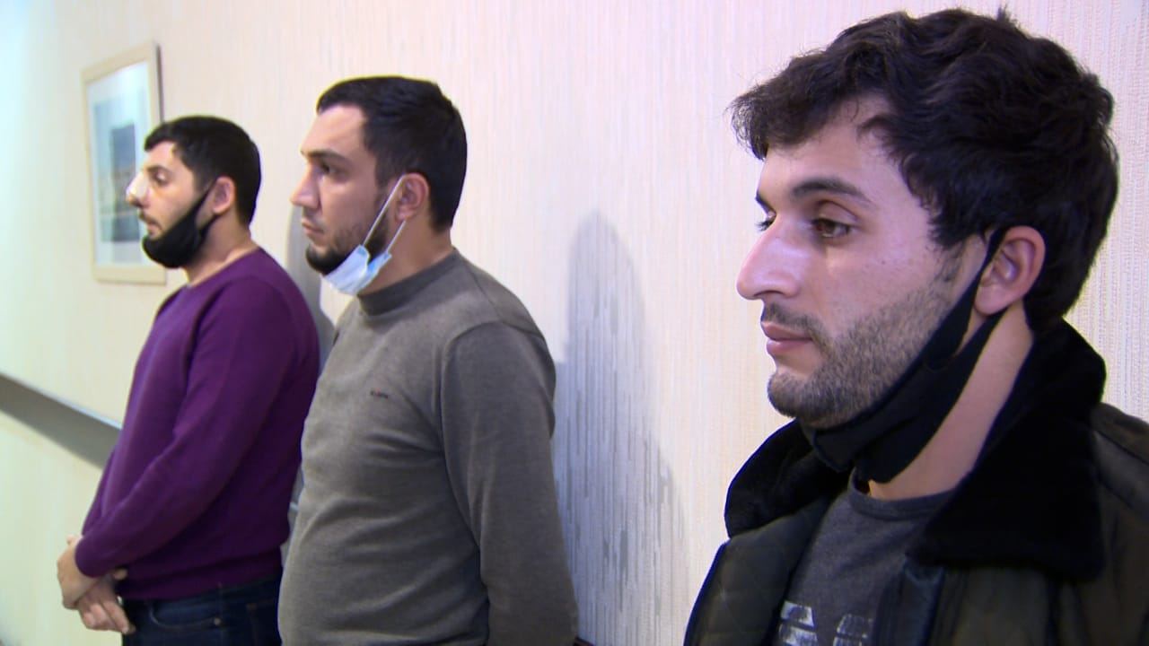 1000-ə yaxın şəxsi saxta yolla icazə portalından qeydiyyatdan keçirən MMC rəhbəri saxlanıldı (FOTO/VİDEO) - Gallery Image