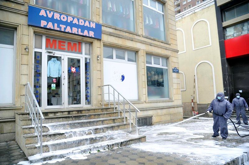 Paytaxt küçələri növbəti dəfə dezinfeksiya edildi (FOTO) - Gallery Image