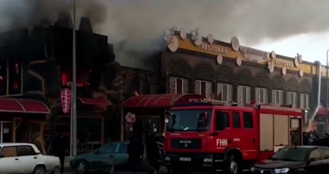 FHN Bakıda restorandakı yanğınla bağlı məlumat yaydı (ƏLAVƏ OLUNUB) (FOTO/VİDEO) - Gallery Image