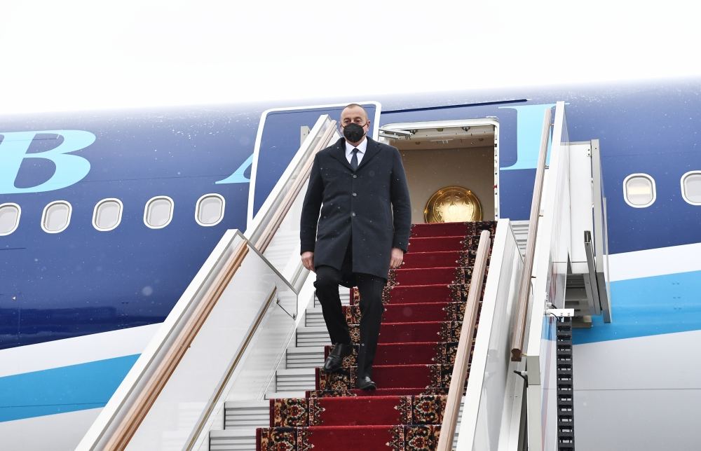 Prezident İlham Əliyev Rusiya Prezidenti Vladimir Putinin dəvəti ilə Moskvaya işgüzar səfərə gəlib (FOTO) - Gallery Image