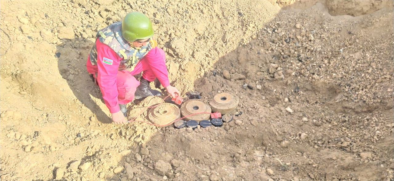 Cəbhəboyu ərazilərdə 579 ədəd mina aşkarlanaraq zərərsizləşdirilib - ANAMA (FOTO) - Gallery Image