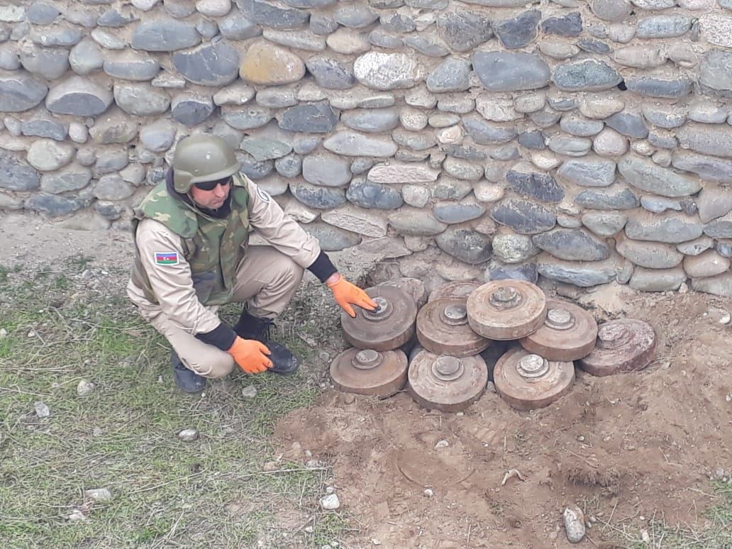 Cəbhəboyu ərazilərdə 579 ədəd mina aşkarlanaraq zərərsizləşdirilib - ANAMA (FOTO) - Gallery Image