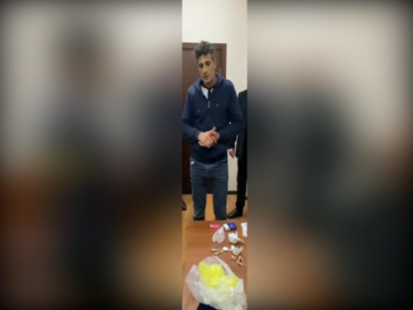 Bakıda narkotik satan şəxs saxlanıldı- FOTOLAR