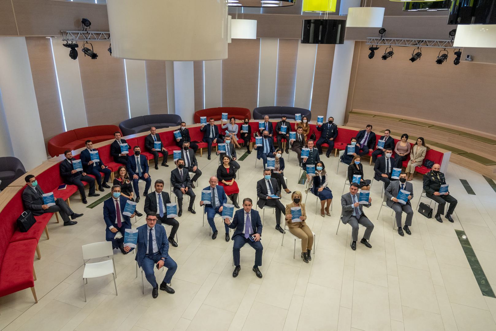MEDİA-nın "ADA” Universiteti ilə birgə təşkil etdiyi silsilə seminarların birinci mərhələsi yekunlaşıb (FOTO) - Gallery Image