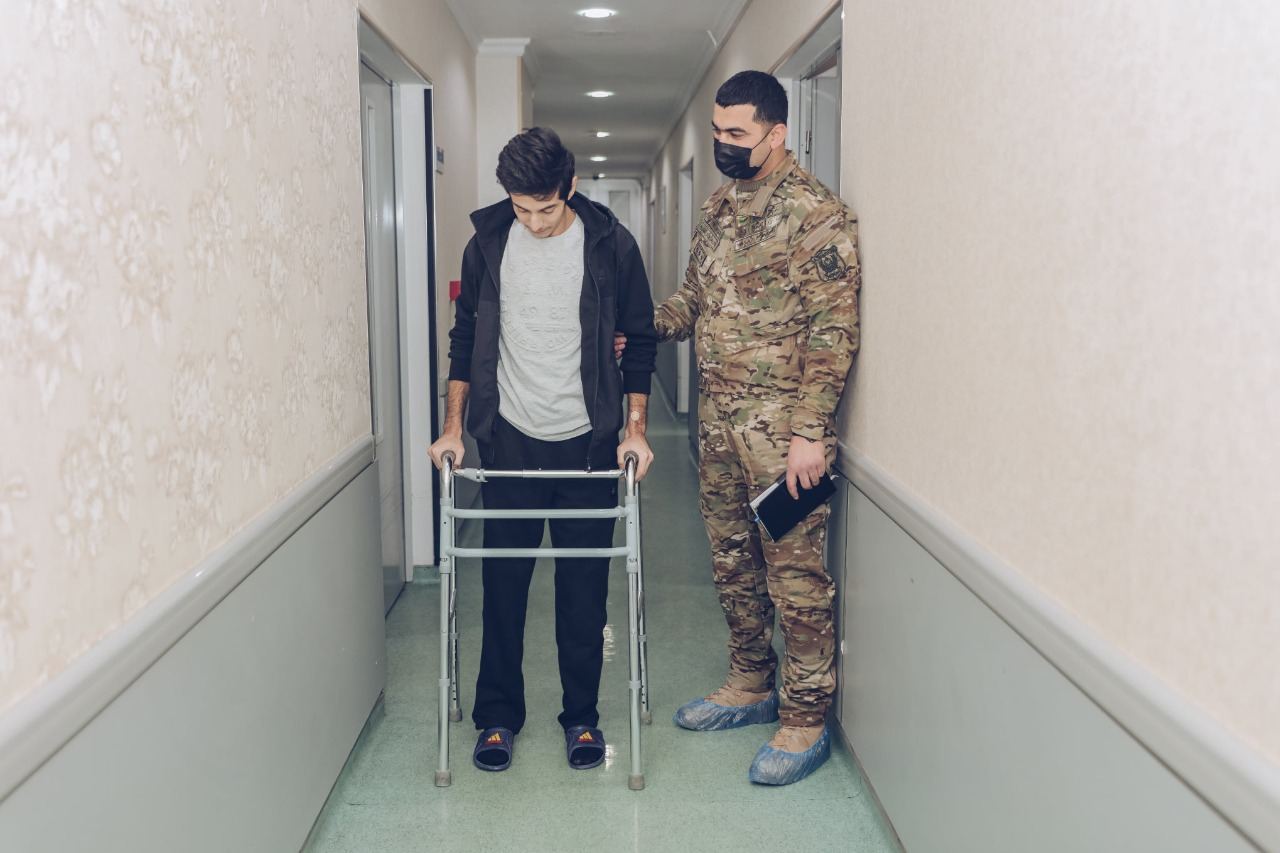 "YAŞAT” Fondu iki qazi və bir şəhid anasının əməliyyat xərclərini qarşılayıb (FOTO) - Gallery Image