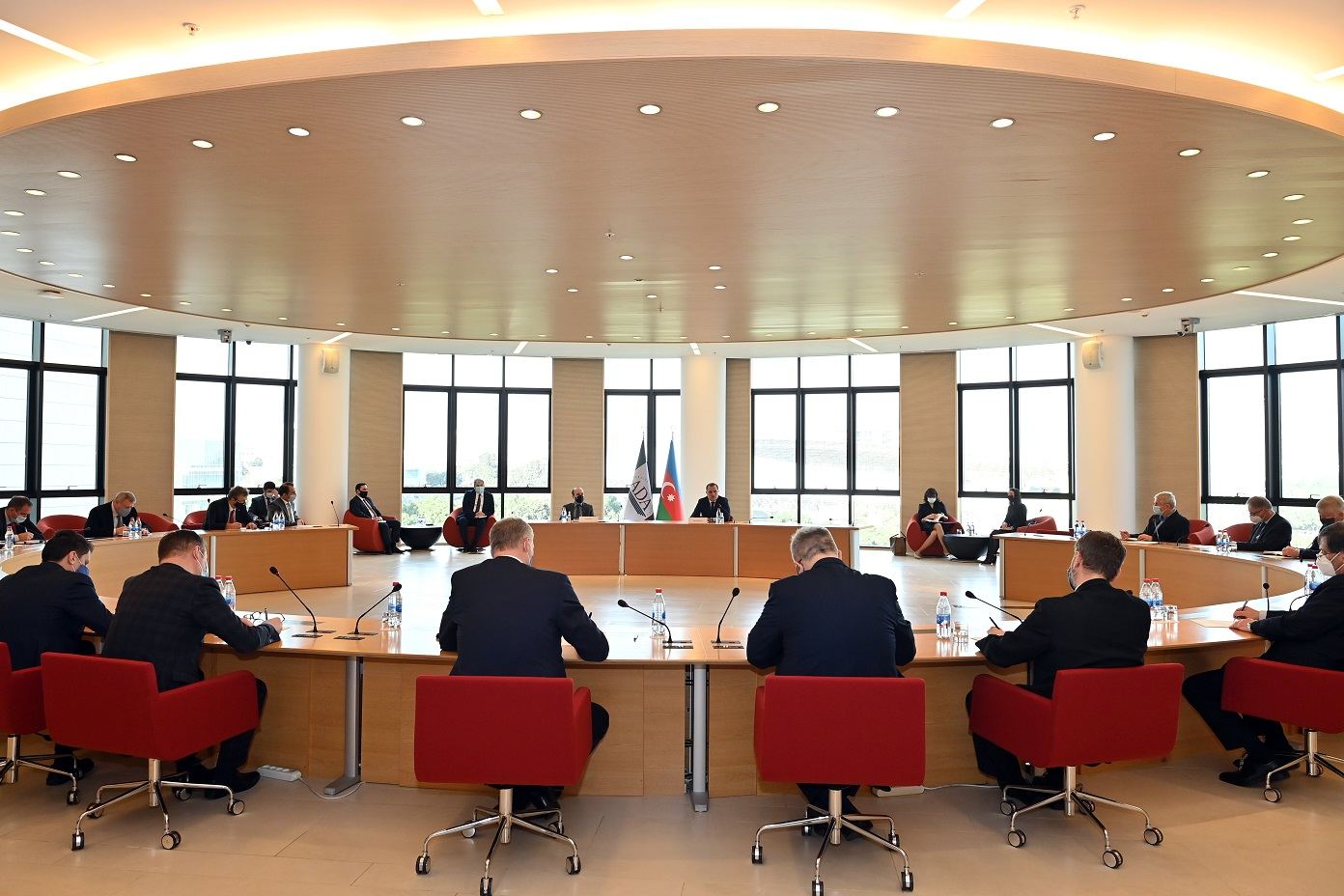 Ceyhun Bayramov Avropa İttifaqı üzv ölkələrinin diplomatik nümayəndəliklərinin rəhbərləri ilə görüşüb (FOTO) - Gallery Image