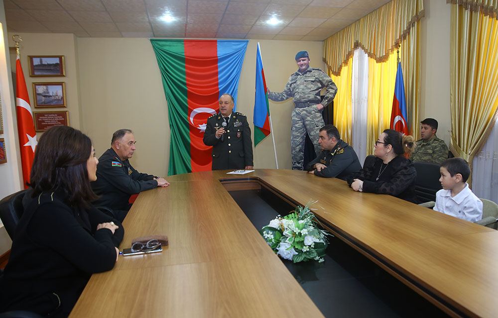 Şəhid tabor komandiri “NATO-nun Ləyaqətli Xidmət Medalı”na layiq görülüb (FOTO/VİDEO) - Gallery Image