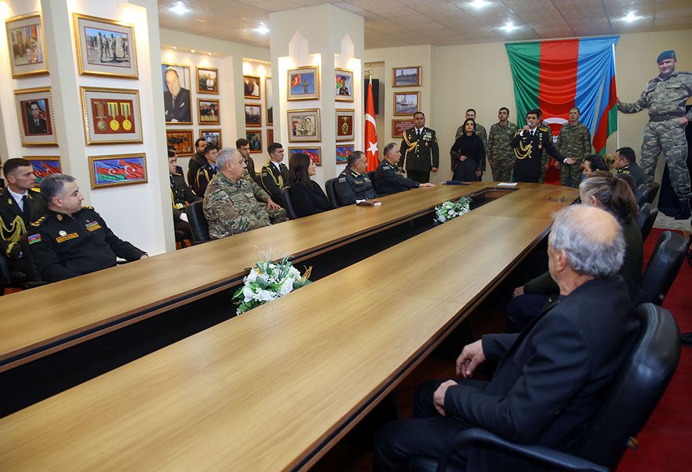 Şəhid tabor komandiri “NATO-nun Ləyaqətli Xidmət Medalı”na layiq görülüb (FOTO/VİDEO) - Gallery Image