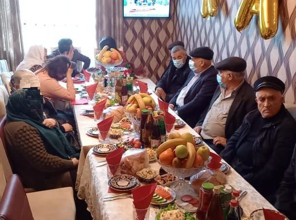 Siyəzəndə gizli şəkildə keçirilən nişan mərasiminin qarşısı alınıb (FOTO) - Gallery Image