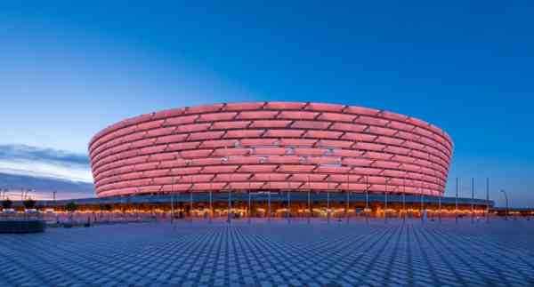Ümumdünya Vərəmlə Mübarizə Günü ilə bağlı Bakı Olimpiya Stadionu və Qız qalası qırmızı rənglə işıqlandırılıb (FOTO) - Gallery Image