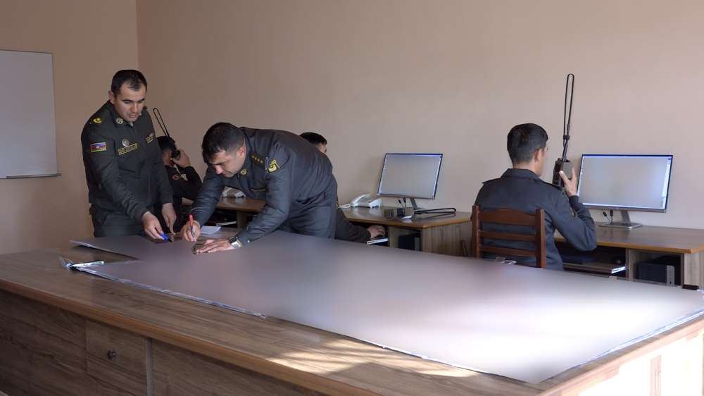 Naxçıvan Qarnizonu Qoşunlarında komanda-qərargah təlimi keçirilib (FOTO/VİDEO) - Gallery Image