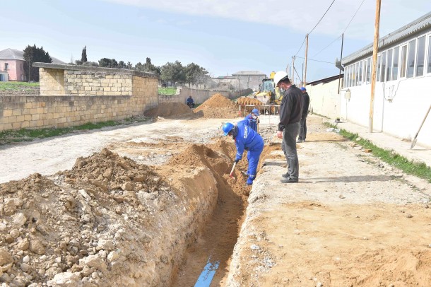 Abşeron rayonunun Aşağı Güzdək qəsəbəsinin su təchizatı yaxşılaşdırılır- FOTOLAR