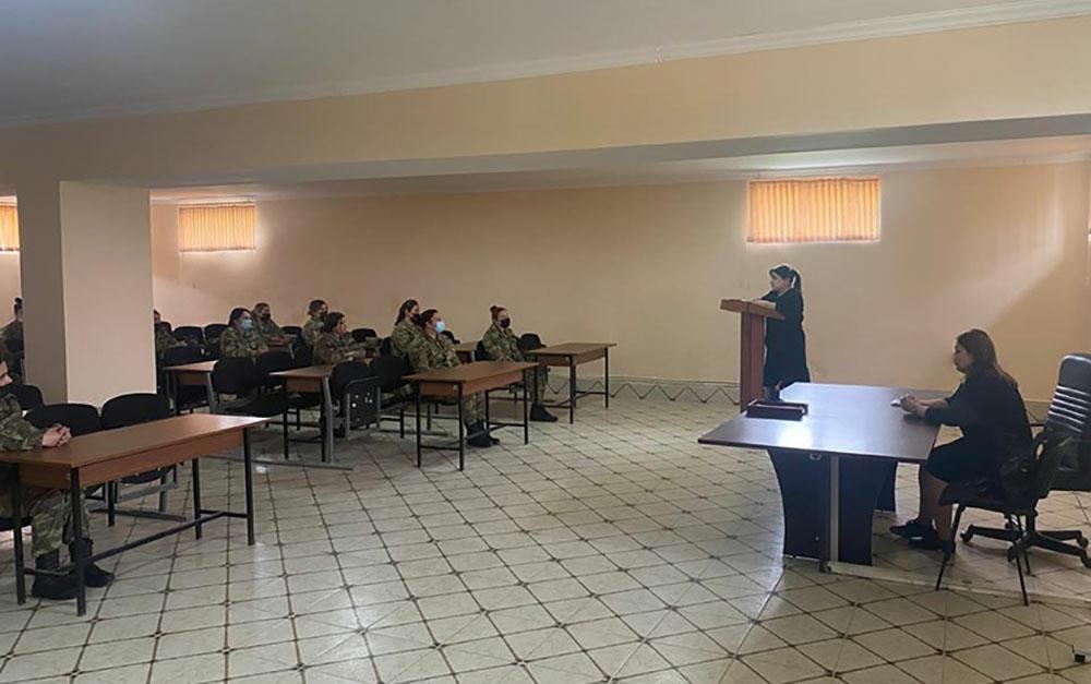 Hərbi qulluqçular üçün seminarlar keçirilir (FOTO) - Gallery Image