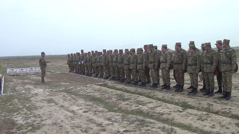 Azərbaycan Ordusunda raket-artilleriya batareyalarının döyüş atışlı taktiki təlimləri başlayıb (FOTO/VİDEO) - Gallery Image