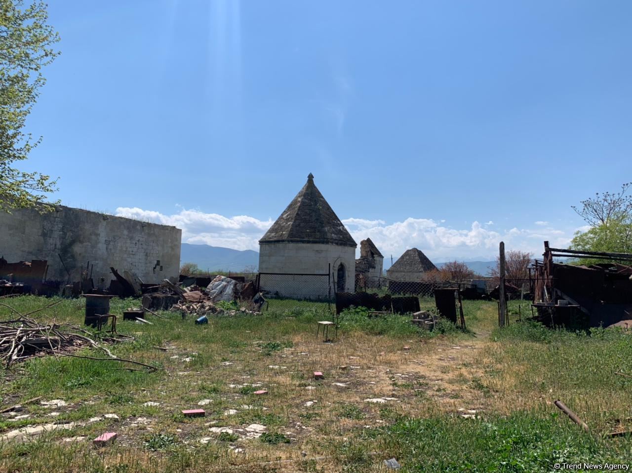 Bir qrup jurnalist Ağdama səfər edib (FOTO) - Gallery Image