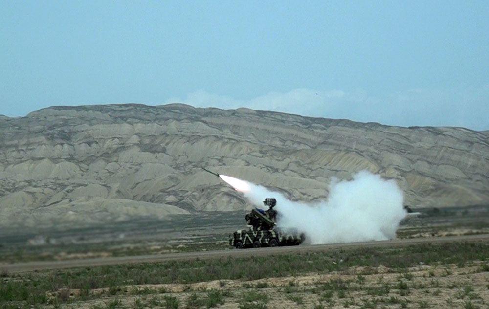 Zenit-raket bölmələrinin döyüş atışlı taktiki təlimləri keçirilir (FOTO/VİDEO) - Gallery Image