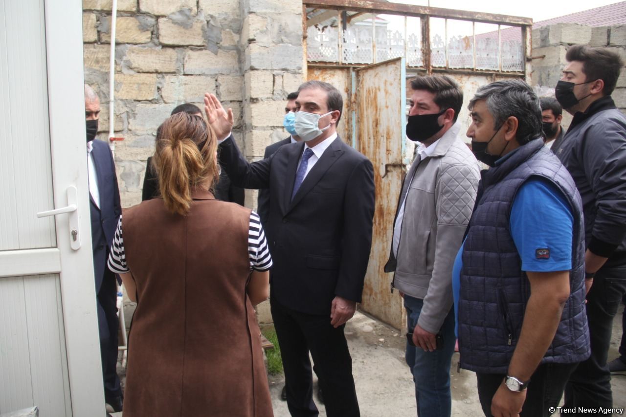 Gəncədə erməni terroru nəticəsində dağılan evlər bərpa olunur (FOTO) - Gallery Image