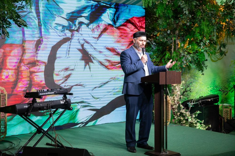 Heydər Əliyev Fondunun vitse-prezidenti Leyla Əliyevanın təşəbbüsü ilə Moskvada iftar süfrəsi açılıb (FOTO) - Gallery Image
