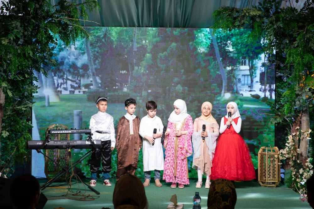 Heydər Əliyev Fondunun vitse-prezidenti Leyla Əliyevanın təşəbbüsü ilə Moskvada iftar süfrəsi açılıb (FOTO) - Gallery Image