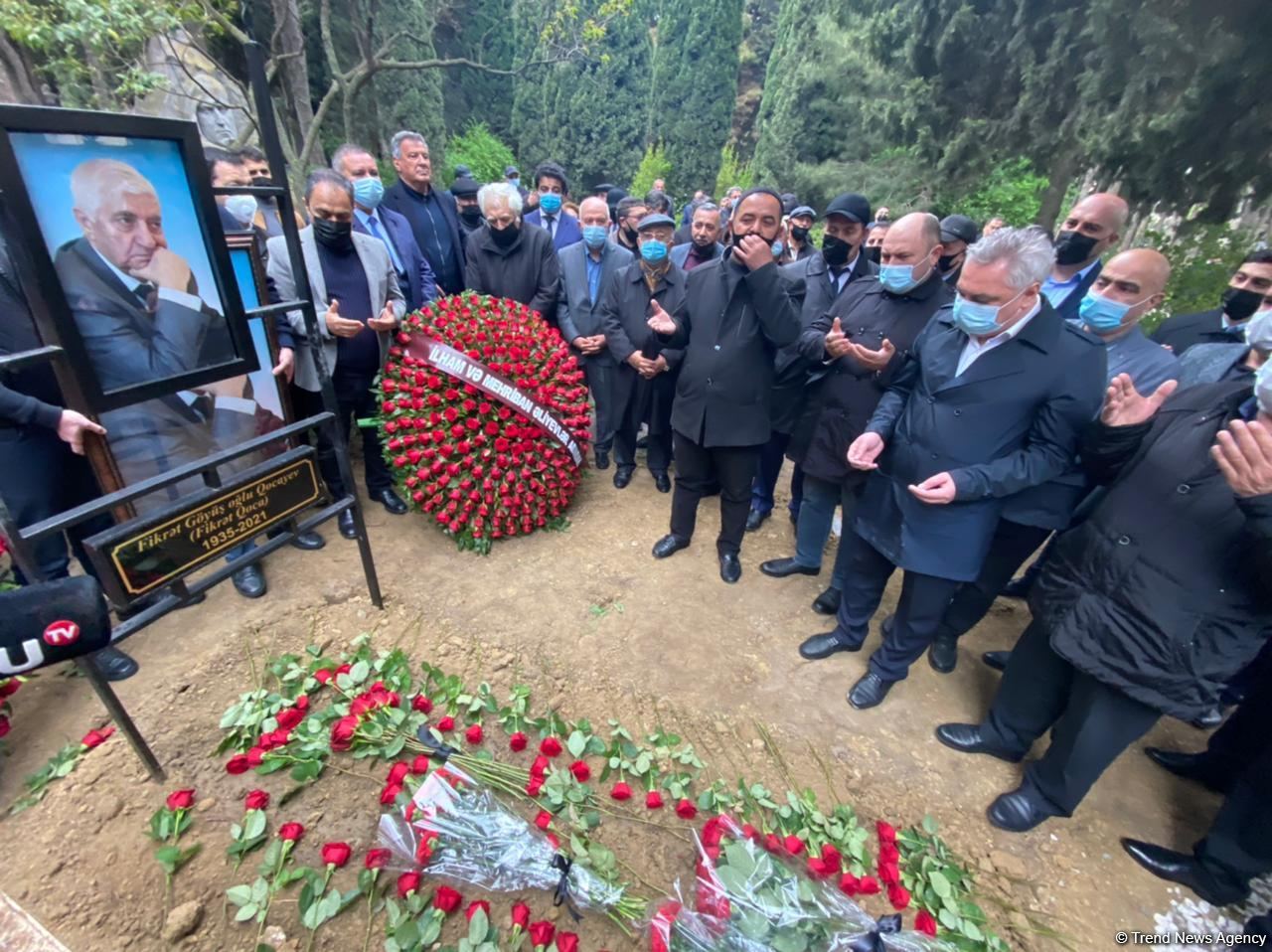 Fikrət Qoca dəfn edilib (FOTO/VİDEO) (ƏLAVƏ OLUNUB) - Gallery Image