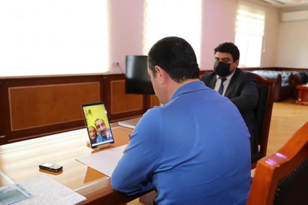 Mahir Abbaszadə seçicilərlə növbəti videoqəbul keçirdi- FOTOLAR