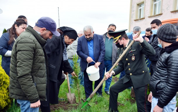 Daşkəsəndə Heydər Əliyevin anadan olmasının ildönümü qeyd edildi- FOTOLAR Daşkəsəndə Heydər Əliyevin anadan olmasının ildönümü qeyd edildi- FOTOLAR