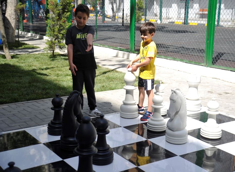 Bakıda daha bir həyət abadlaşdırılıb (FOTO) - Gallery Image