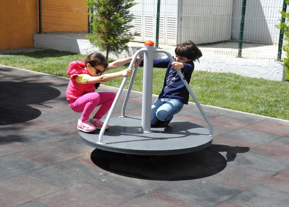 Bakıda daha bir həyət abadlaşdırılıb (FOTO) - Gallery Image